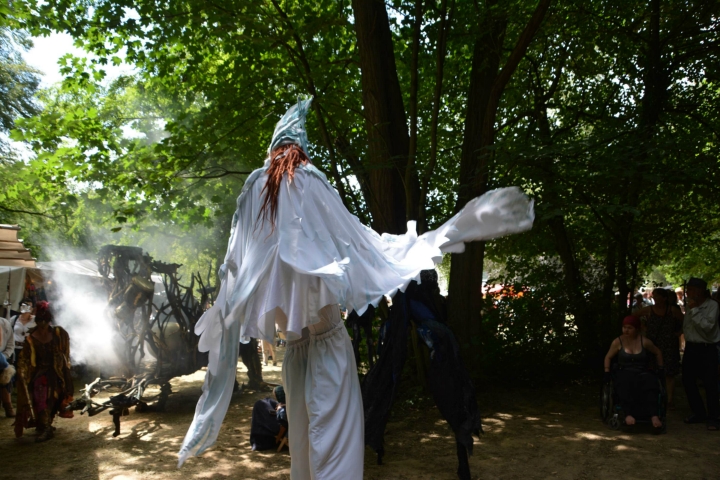 Stelzentheater Feuervögel MPS Bückeburg (10Juli 2016) 006